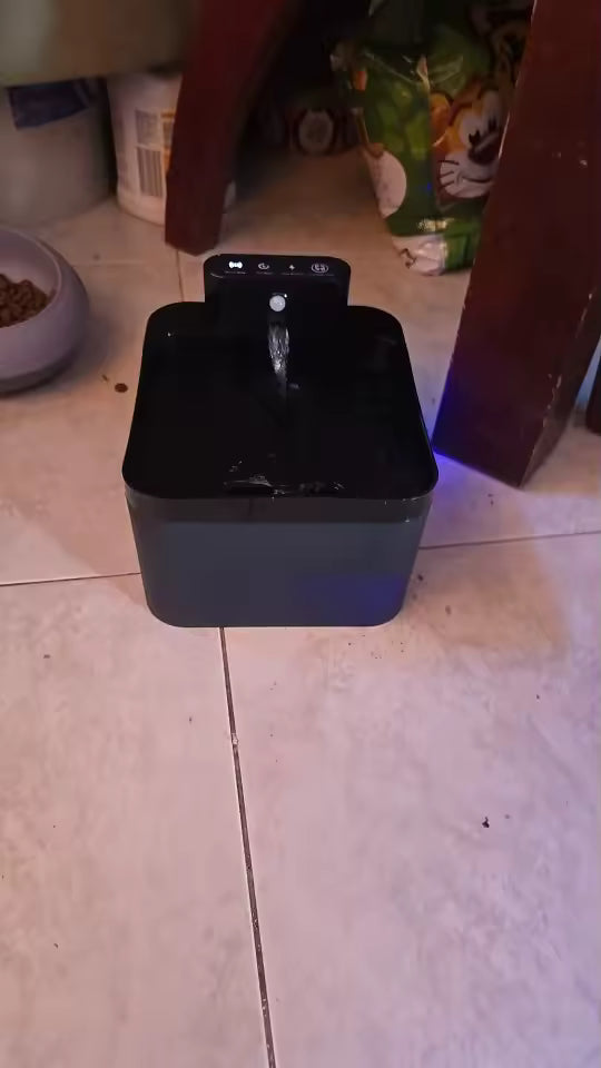 Wireless Automatic Pet Water Fountain with Motion Sensor