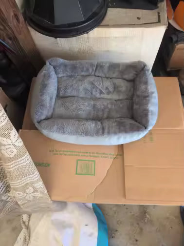 Cozy Plush Pet Bed for Cats & Small Dogs