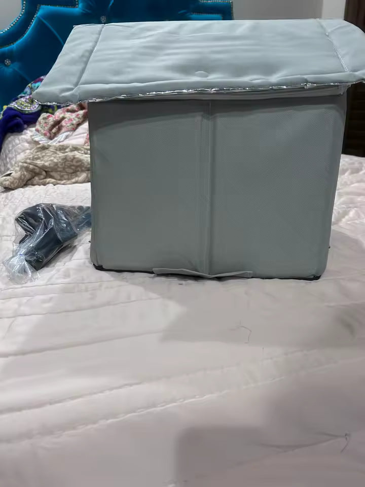 Waterproof Foldable Outdoor Cat Shelter with Soft Mat