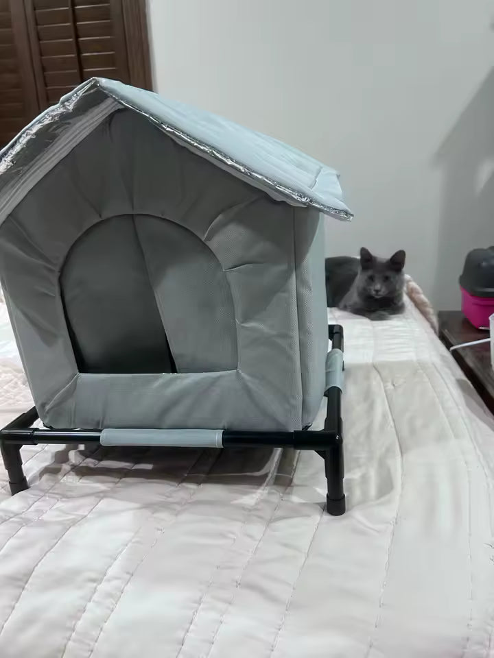 Waterproof Foldable Outdoor Cat Shelter with Soft Mat