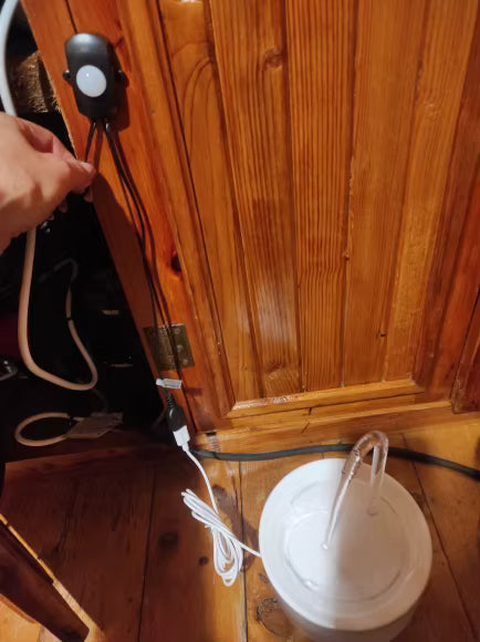 Automatic Pet Water Fountain with USB Filter System